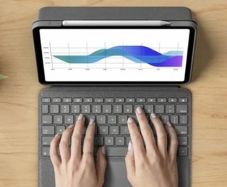 Logitech 罗技 Folio Touch 键盘保护套（适配iPad Pro 11英寸）