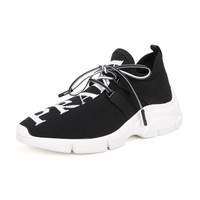 普拉达 PRADA 女士黑色白色LOGO图案织物针织运动鞋 1E344L 3V98 F0967 F 015 39码