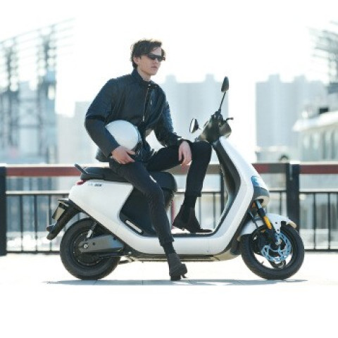 ninebot纳恩博e90九号电动车