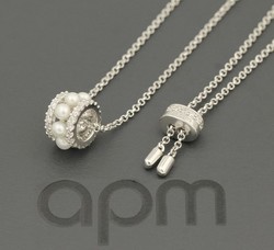 APM Monaco 女士双圈镶嵌珍珠项链