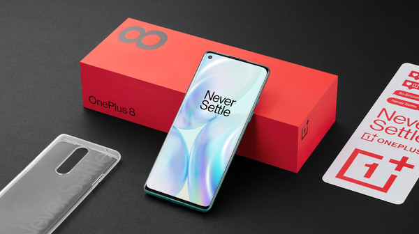 一加 OnePlus 8丨不妥协、不将就，今年难得一见的轻薄旗舰