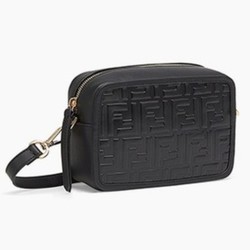 FENDI 芬迪 MINI CAMERA CASE系列 女士相机包