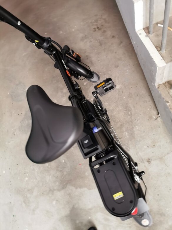 
电池续航：很好，骑了5公里，电量没变化