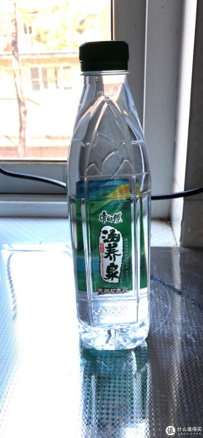 康师傅饮用水怎么样 首先包装非常完整,纸箱外面都套._什么值得买