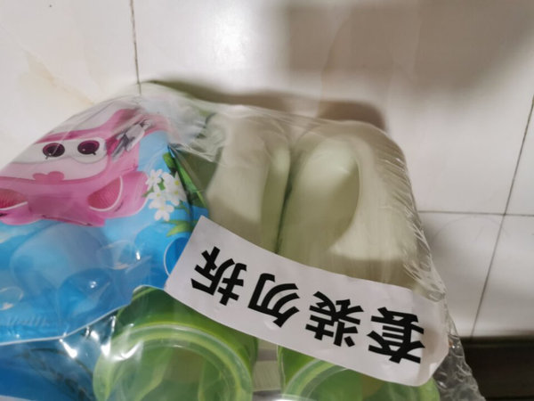 产品配方：非常满意，产品香味：淡淡的清纯