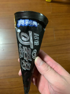 和路雪超级可爱多甜筒黑蛋筒奥利奥口味82g4支