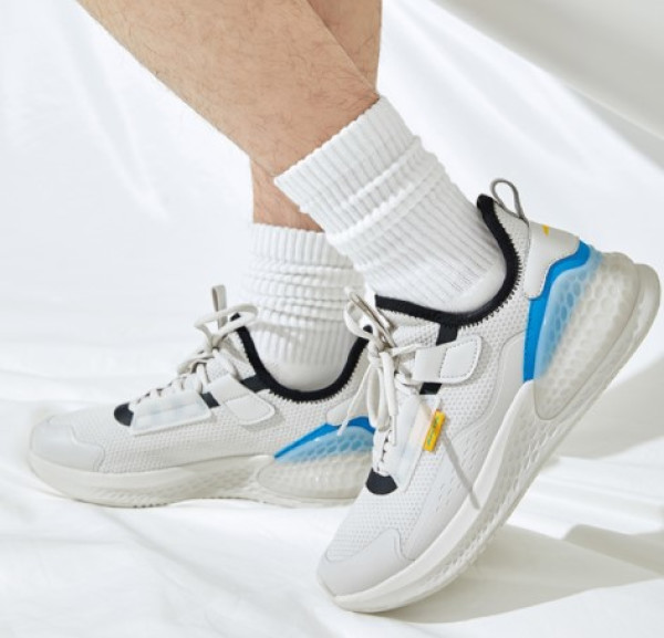 商品anta 安踏 c37度 912035532 男/女款跑鞋 一度灰/黑/相片蓝(男)