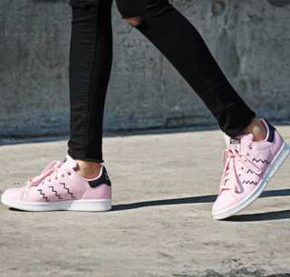 adidas 阿迪达斯 Stan Smith系列 女士休闲运动鞋 BZ0656 白粉色 37