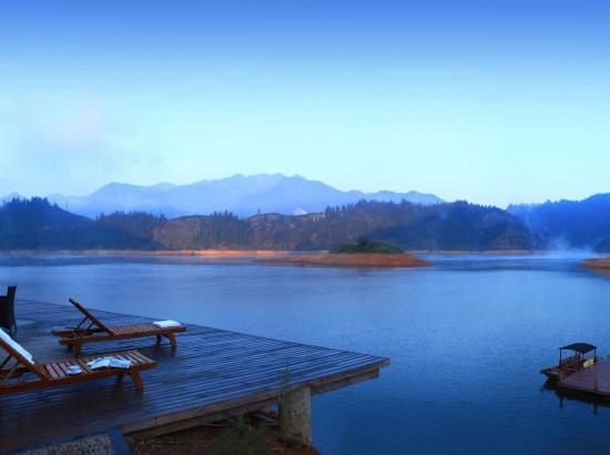 周末不加价，依山面湖！黄山德懋堂度假村 1-2晚套餐（含早+骑行等）