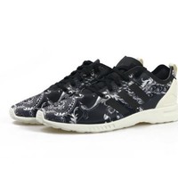 adidas Originals ZX Flux 女士休闲运动鞋 S79823 黑白宫廷印花 37