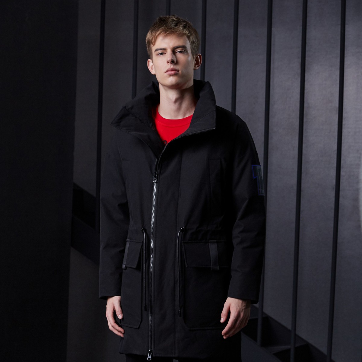 bosideng 波司登 b90142733d 雷神漫威联名中长款羽绒服 黑色/黑底蓝