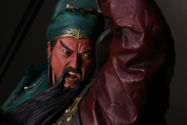 玩模总动员横刀立马八面威风开天14关羽雕像开箱