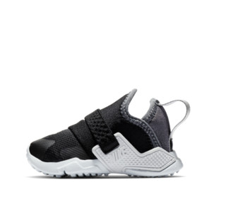 NIKE 耐克 HUARACHE EXTREME SE (TD) 婴童运动童鞋 AQ7938-002 黑/金属银/深灰/白金色 21码