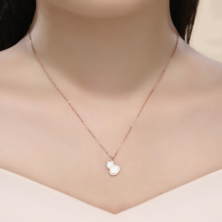 潮宏基chjjewellery心动系列母贝18k金玫瑰金彩金项链女款xqk34200494