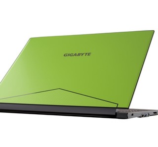 GIGABYTE 技嘉 Aero 14 14英寸 游戏笔记本电脑 (绿色、酷睿i7-6700HQ、16GB、512GB SSD、GTX 970M 3G)