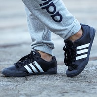 adidas 阿迪达斯 CAFLAIRE 男子网球鞋 FV8553 43 多彩色