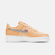  NIKE 耐克  NIKE AIR FORCE 1 '07 ESS AF1 CJ1646 女款运动鞋　