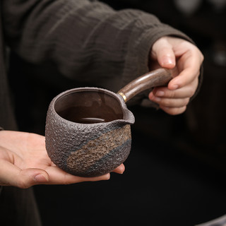 黑檀侧把公道杯 手工复古粗陶公道杯茶海鎏金铁釉分茶器公杯匀杯