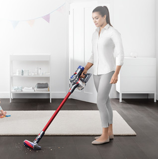 dyson 戴森 V7 Fluffy Pro 手持式吸尘器