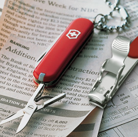 VICTORINOX 维氏 0.6223系列/8.2050.B1系列 多功能瑞士军刀组合 红色典范军刀+指甲钳