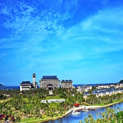 提前预约免升房!三亚海棠湾9号酒店 园景房1晚(含双早+晚餐+温泉)