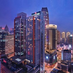 有效期至明年6月!重庆格兰维酒店豪华客房1-2晚套餐(含双早+手工曲奇)