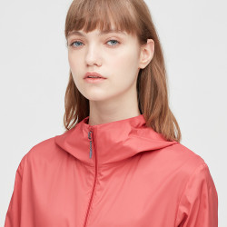 优衣库女装便携式防紫外线连帽外套防晒衣429058uniqlo