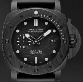 PANERAI 沛纳海 SUBMERSIBLE潜行系列 PAM00979 47mm 男士机械手表 黑盘 黑色橡胶表带 圆形