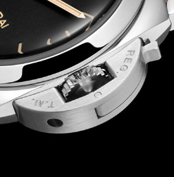 PANERAI 沛纳海 LUMINOR庐米诺系列 47毫米手动上链腕表 PAM00422