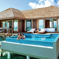 历史低价：超长有效！早晚餐全含！马尔代夫神仙珊瑚岛2晚沙滩泳池别墅+2晚豪华水上泳池套房