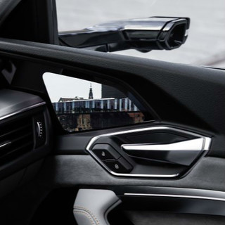 Audi 奥迪 OLED屏幕 虚拟 后视镜