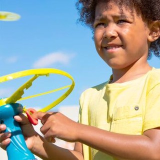 比乐B.Toys竹蜻蜓户外玩具儿童亲子游戏五彩灯光发光旋转飞盘 +凑单品