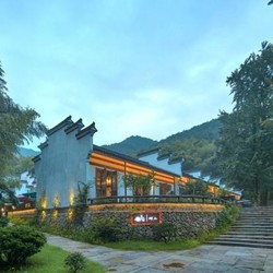 New Century Hotels&Resorts 开元 开元颐居·杭州海鸟天地 复式房1晚（含早餐+特色正餐+下午茶）