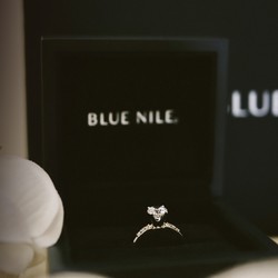 重要时刻给最爱的她，BLUE NILE钻石珠宝大促销