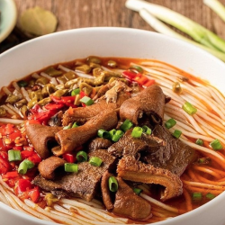 霸蛮 招牌牛肉 香辣牛杂 酸汤脆骨 酸豆角拌粉 四口味组合装