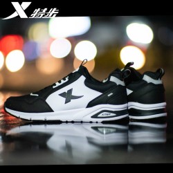 XTEP 特步 985419325267 男士跑步鞋