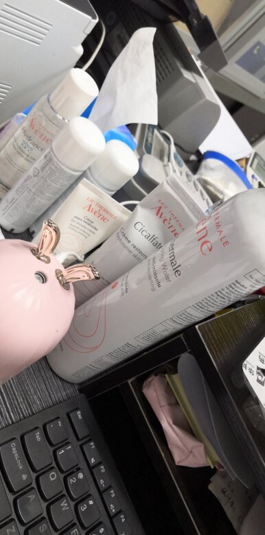 脸部皮肤过敏了，特意买了一套雅漾的护肤品