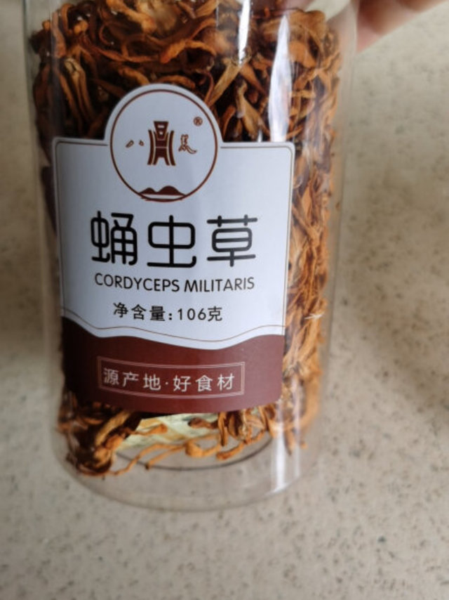 这个虫草用过一桶，感觉很好，做汤鲜美，品