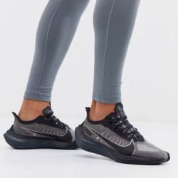 耐克 Nike Zoom Gravity 流线型 透气轻质缓震男士跑步鞋 运动休闲鞋 BQ3202-004 黑色 41码/US8