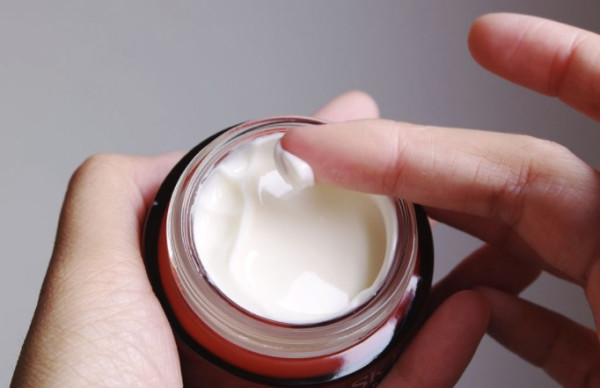 百亿补贴、小编精选：干/油皮都可的秋冬急救保湿ACE—SK-II大红瓶