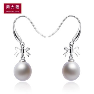 CHOW TAI FOOK 周大福 AQ32607 女士珍珠耳环