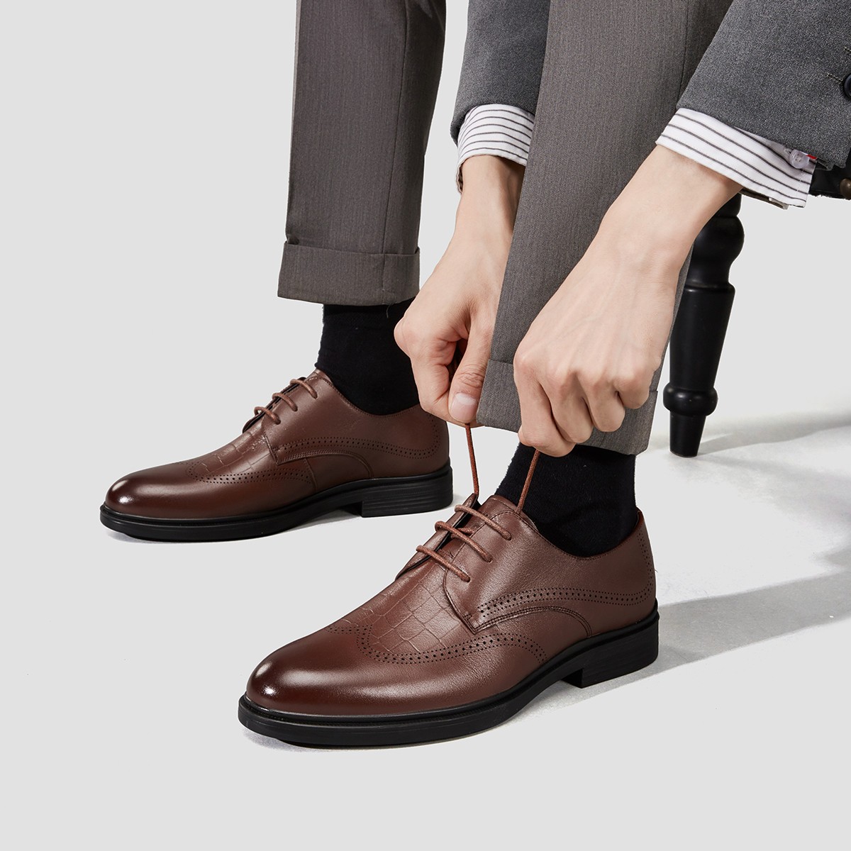 当前位置:>首页>服饰鞋包>男鞋>男士商务鞋>yearcon/意尔康男士商务鞋