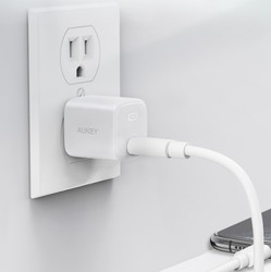 AUKEY 傲基科技 傲基苹果20W迷你PD充电器