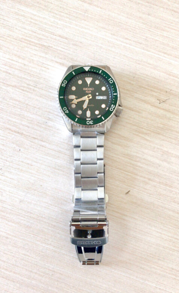 seiko精工srpd63k1翡翠绿水鬼机械男表