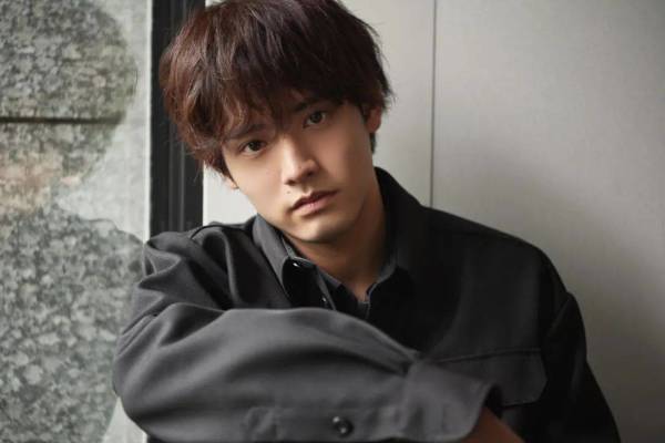 《赤楚卫二写真集 a》 日文原版【报价 价格 评测 怎么样】 -什么值得