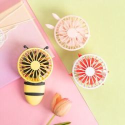 名创优品(MINISO)800mAh动物造型口袋迷你风扇 办公室旅游学生宿舍充电便携夏季清凉小风 兔子(可折叠) *3件