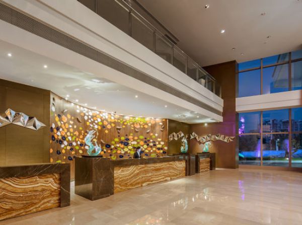 周末不加价无锡瑞廷西郊酒店高级侧湖景房1晚含早鼋头渚门票或动物园