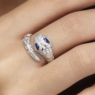 商品apm monaco archi noir系列 a19887xkb 女士灵蛇开口925银戒指 58