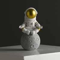 航员摆件可爱模型小太空人车载家居客厅桌面装饰品摆件