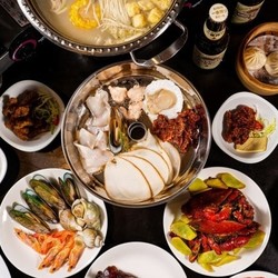 春节可用！M5澳洲和牛、虾滑鱼片、近10款海鲜畅吃！上海外滩茂悦大酒店蒸汽火锅自助餐